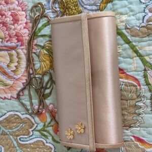 Cute nine West gold tone crossover bag